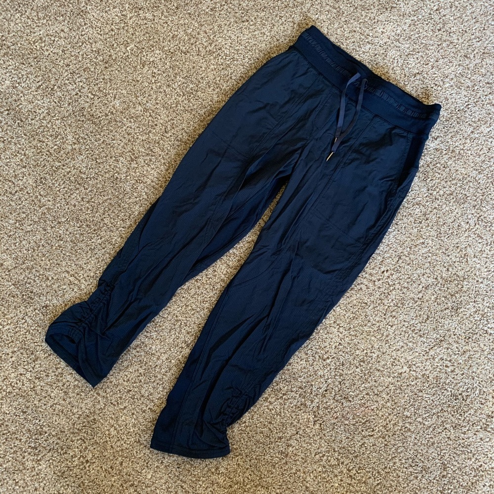 lululemon joggers